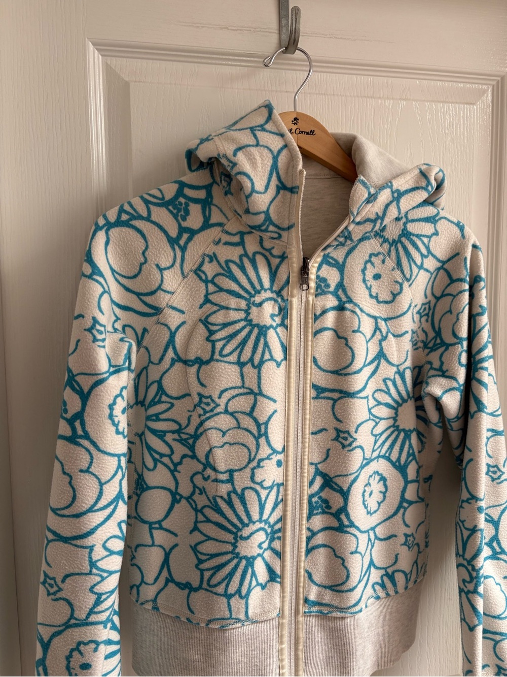 lululemon athletica Light cream reversible Full-Zip Hooded Sweatshirt - Picture 7 of 8